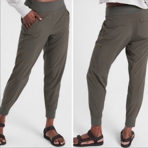 Athleta Soho Joggers Green Zip Pockets
